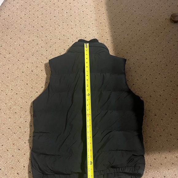 Men’s Abercrombie and Fitch black tech vest. Size medium. New without tags. - Picture 10 of 10